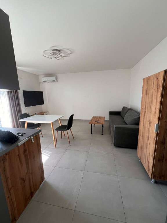 Aparatorii patriei amesa residence studio