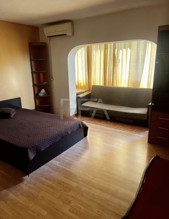 3 camere, 7/10, 77mp, bloc 1979-Pacii -50m metrou