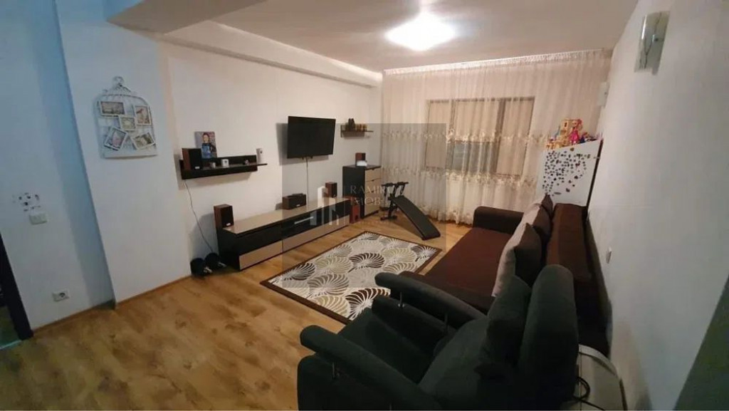 Apartament 2 camere | Ozana | 67 mp | Decomandat | Parter înalt