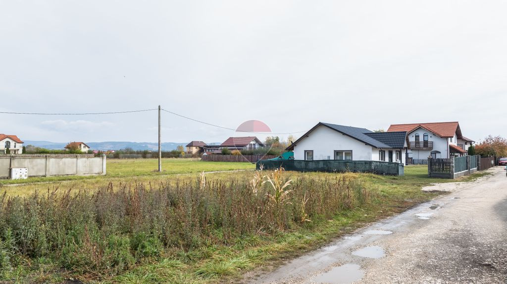 Teren de vanzare în Bod, 438 mp, front la două străzi
