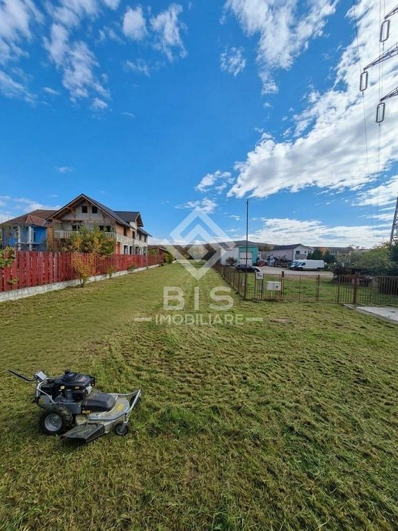 Teren 2200 mp / DN Petrom