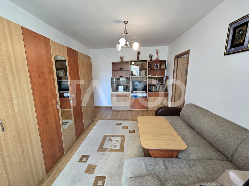 Apartament 3 camere de vanzare etaj intermediar 2 Mihai Vite