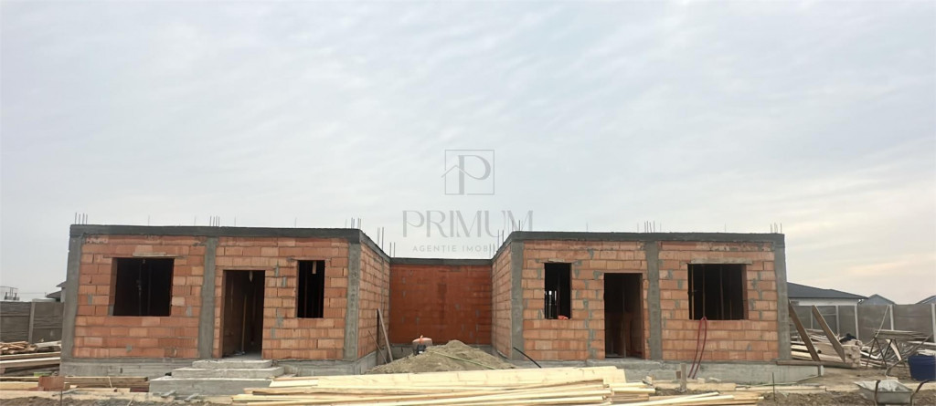 DUPLEX MANSARDABIL - CALEA URSENI - SEPARAT PRIN BAIE