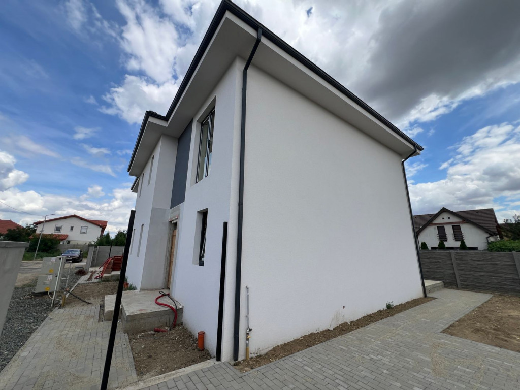 Duplex 4 camere | 3 bai | Giroc - Satu Batran