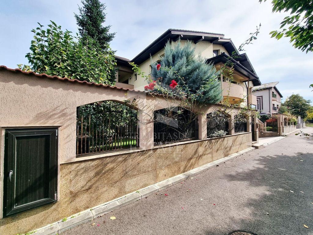 Vila 2 corpuri sector 6 -Valea Doftanei 650mp teren 800mp