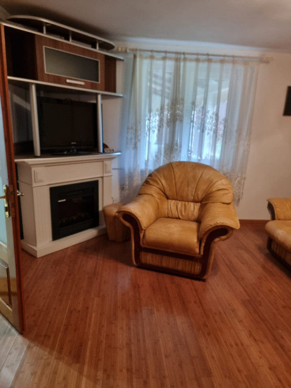 Casa spatioasa de vanzare,180mp utili,Iaslovat