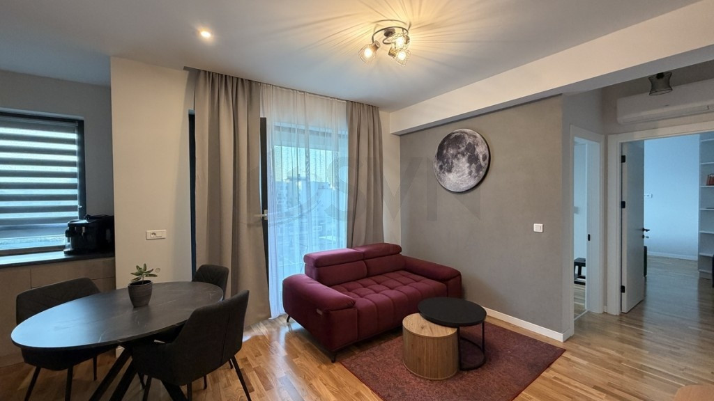 Apartament de 3 camere, 3 bﾄナ, Straulesti, etaj 3/8