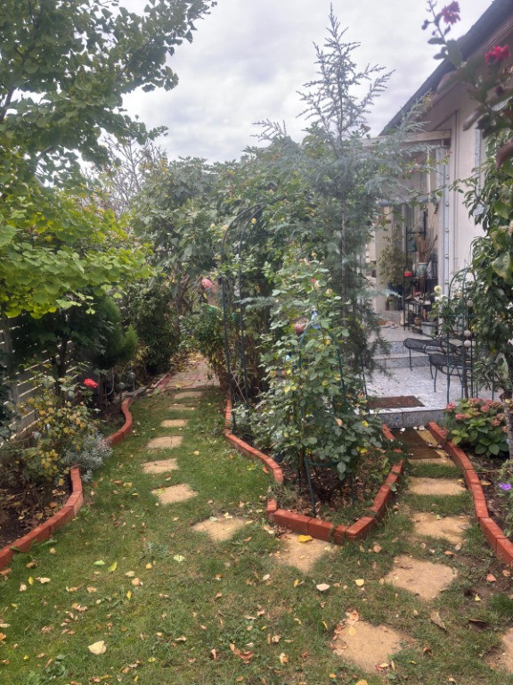 Casa Individuala parter + mansarda cu teren total 220 mp - Bragadiru!