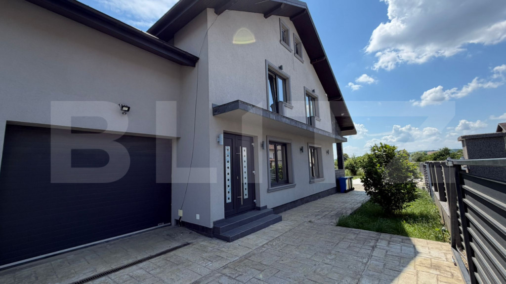Casa Individuala 260 mp, garaj, teren 800mp, Burdujeni