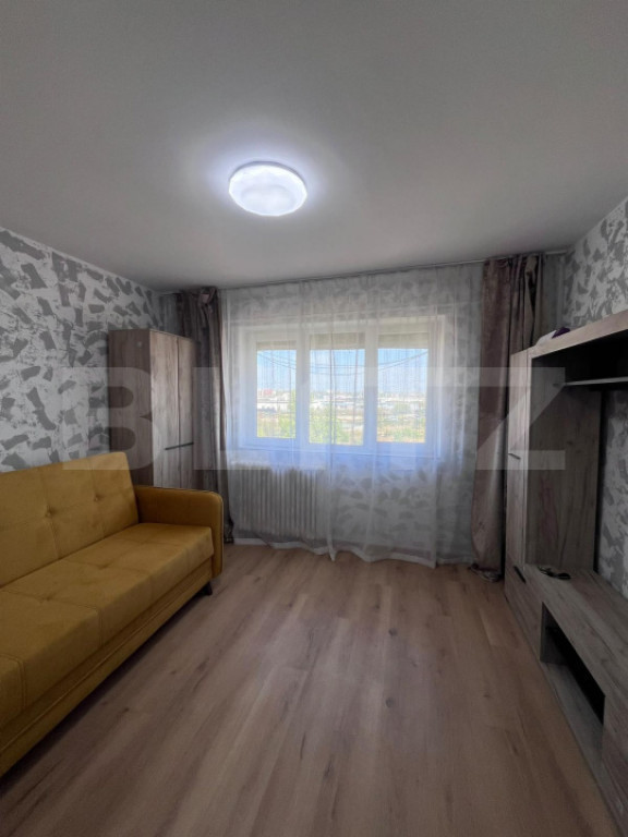 Apartament 3 camere, 55 mp, zona Baza 3