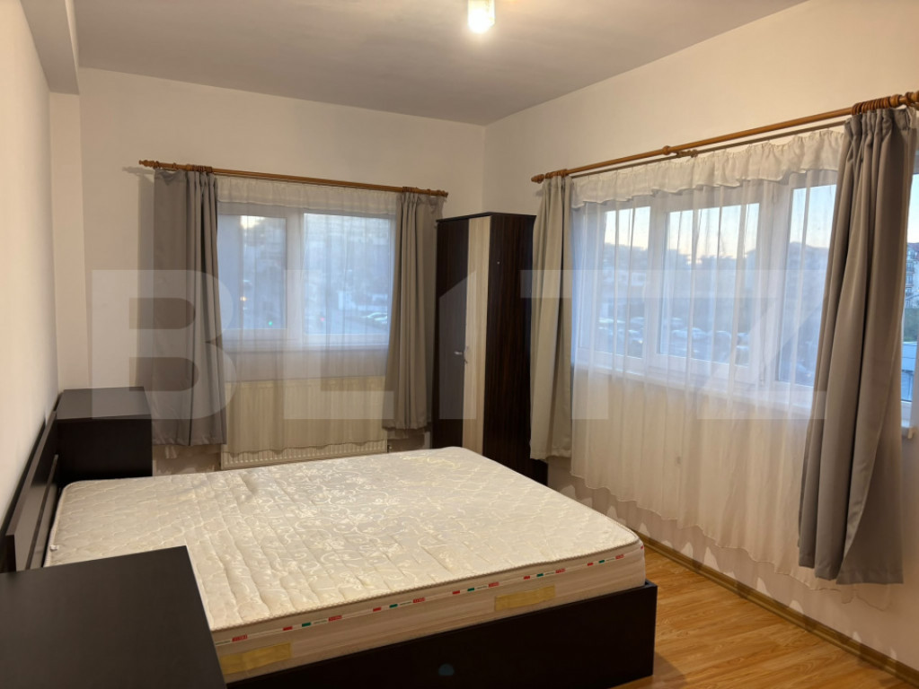 Apartament 3 camere, semidecomandat, zona Lidl Buna Ziua