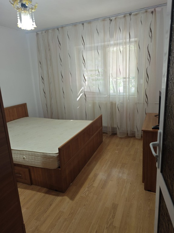 Spațiu birou de închiriat – zonă ultracentrală, lâng?
