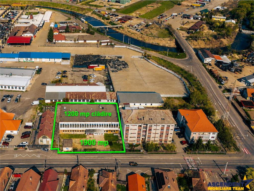 Teren intravilan, pe 3.800 mp, cu vedere frumoasa, Sfantu G