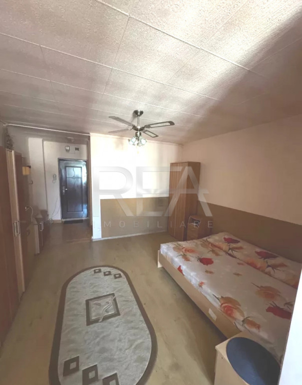Garsoniera - 28 mp - Bd Chisinau - ready to move