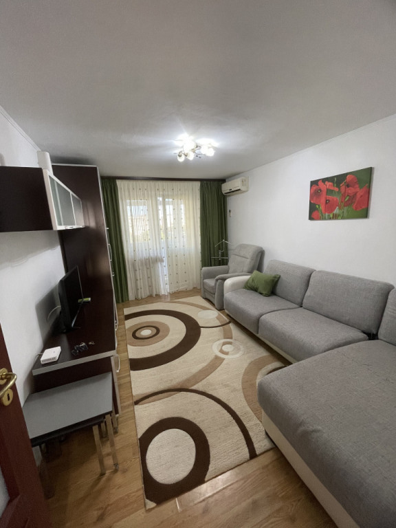 Apartament 2 camere de închiriat str. Valea Argeșului