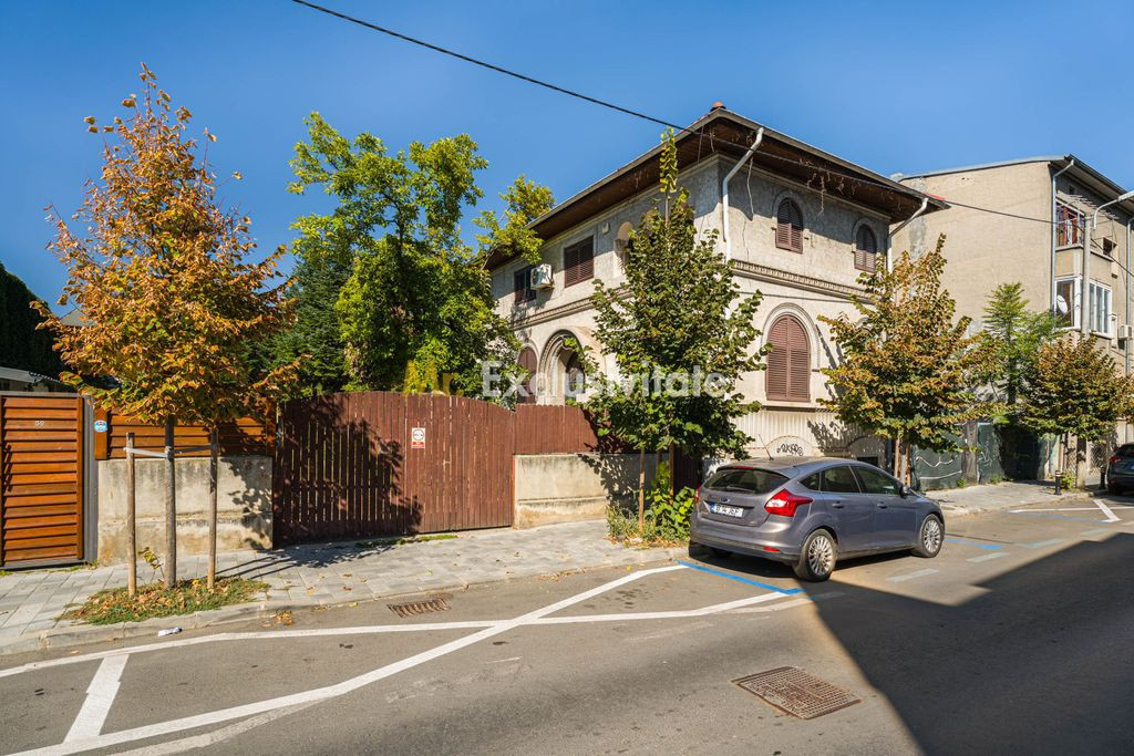 3 camere Eminescu 65