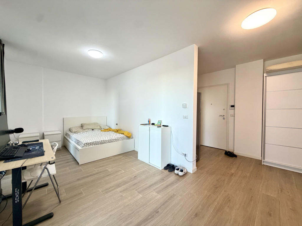Apartament modern, 1 camera, 37 mp utili - Calea Torontalulu