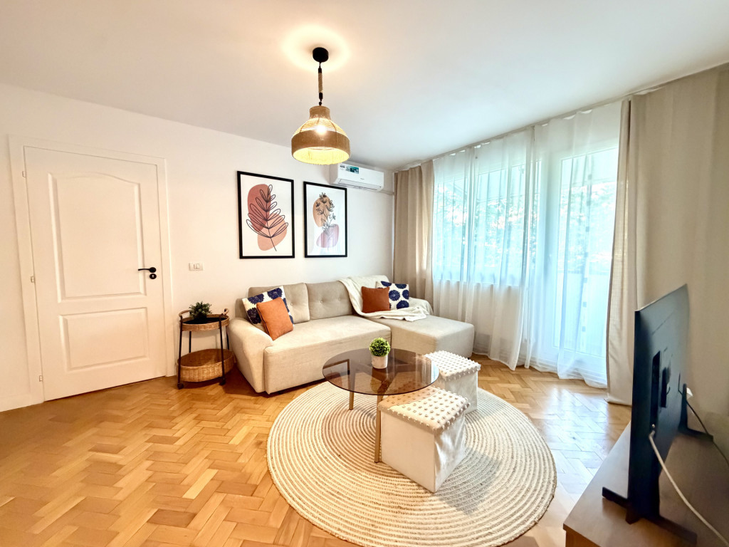 Apartament modern 2 camere la parter, 48 mp utili - Zona Tak