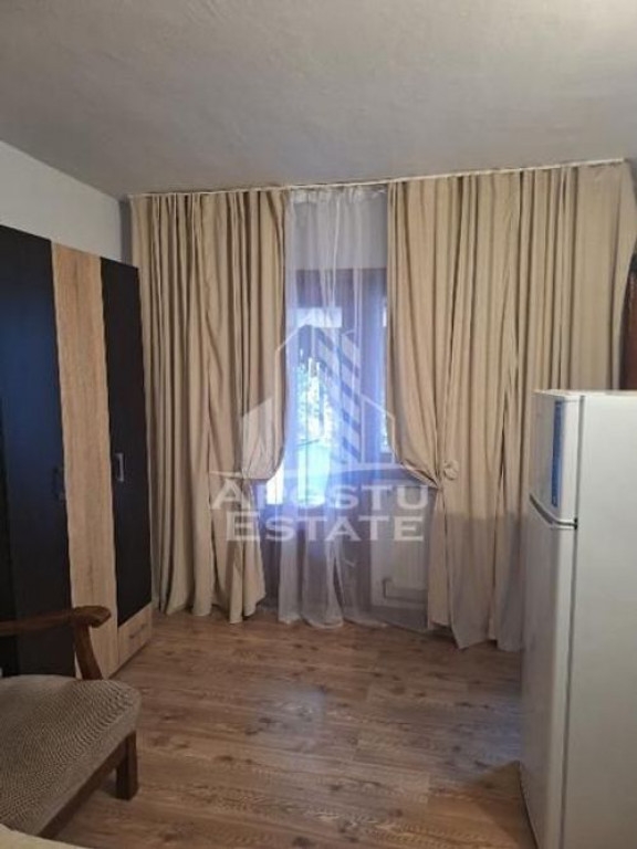 Apartament cu 1 camera de inchiriat Calea Buziasului