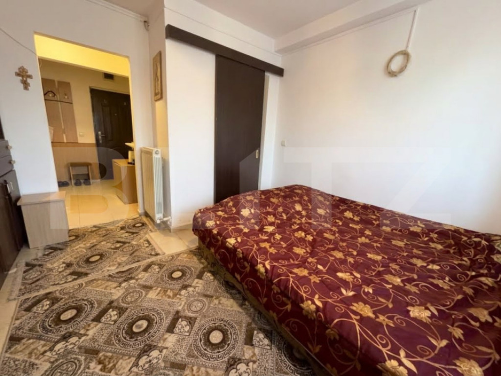 Garsonieră 24 mp, cu baie, bucătărie și centrală propri