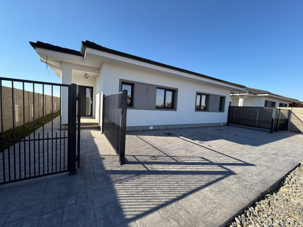 Duplex in Covaci | Toate utilitatile | Parter | Curte genero