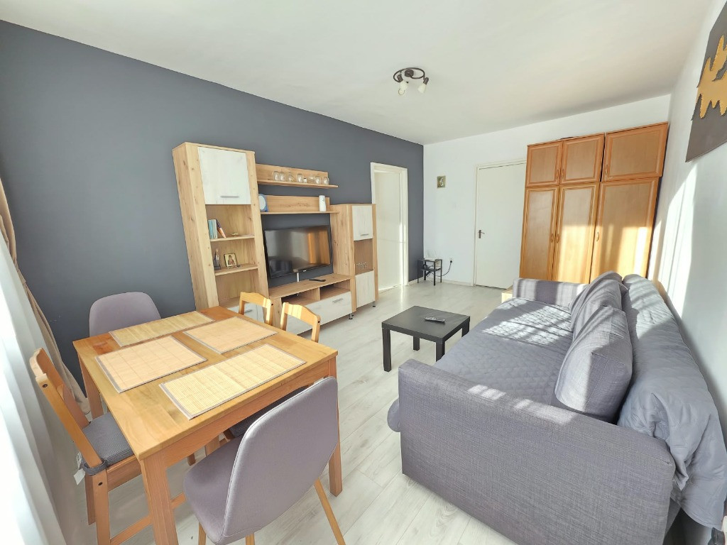 Apartament 2 camere | Mobilat si Utilat | 50 mp | Zona Vlahuta