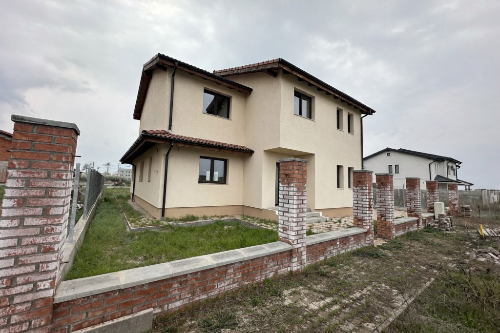 Casa individuala | Parter + Etaj | Toate utilitatile | Sacal