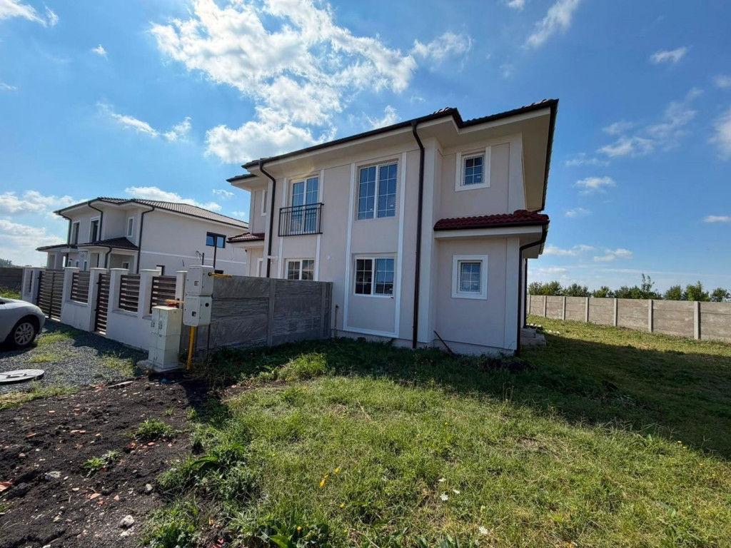 Duplex | 3 camere | Parter+Etaj | Toate utilitatile | Sanand