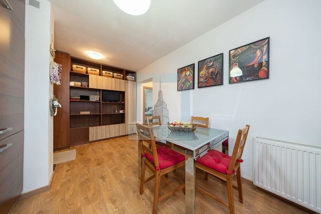 Apartament 2 camere decomandat, MOBILAT/UTILAT, etaj 3/4, zona Astra