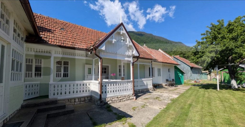Casă de vânzare, 132 mp, zona Sud-Vest