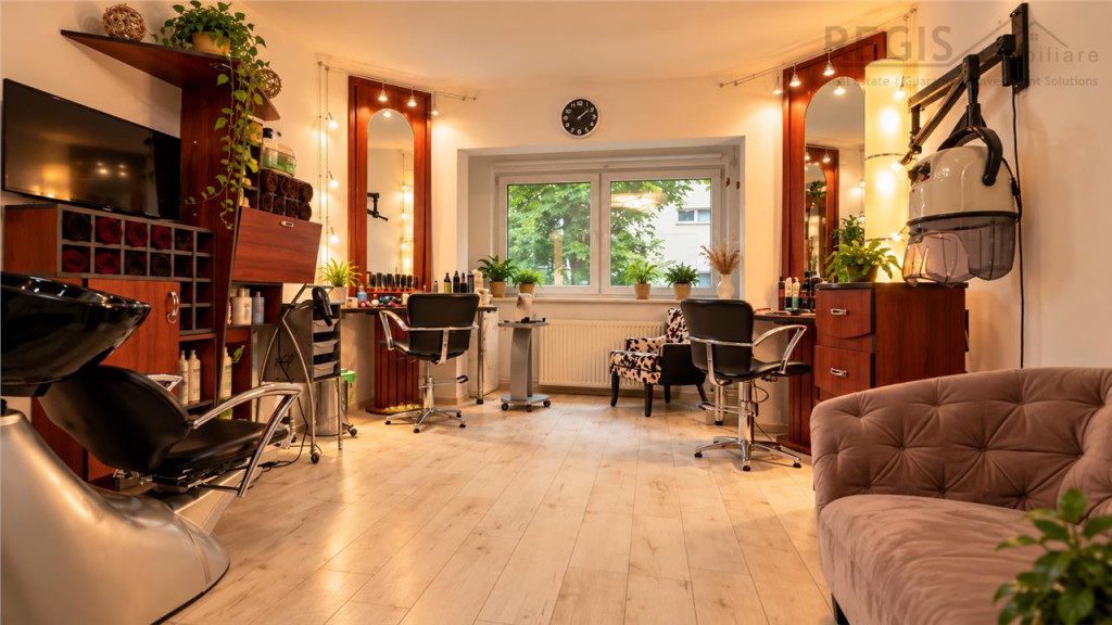 Apartament 3 camere cu 2 locuri de parcare Brasov