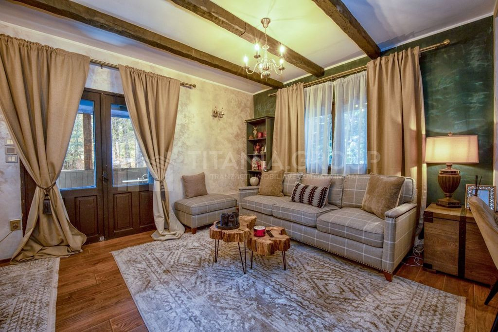 Vila superba mobilata si utilata, Cioplea - Predeal, langa padure