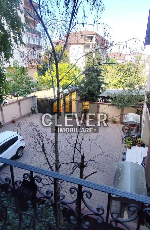 Apartament 2 camere Dobroesti Str Doinei parcare demisol inclusa