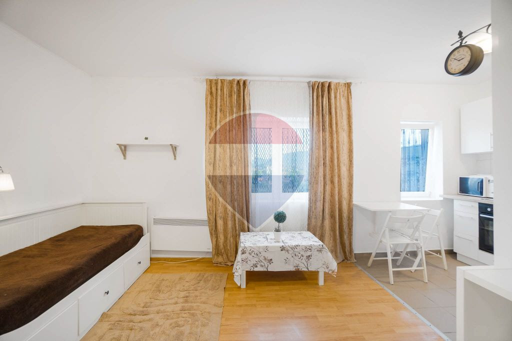COMISION 0%De inchiriat! Garsoniera zona Bartolomeu, etaj intermediar