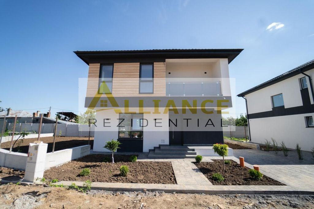 CASA PARTER-4 CAMERE- TEREN 444 MP-STR.MIORITA