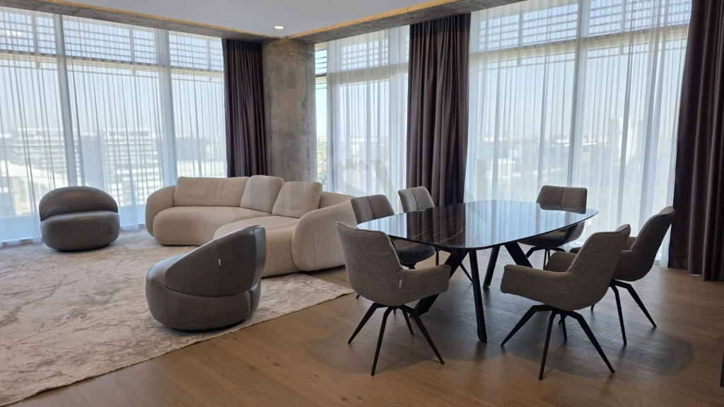 Apartament de inchiriat Upsite l 4 camere l Vedere Libera l Etaj 15