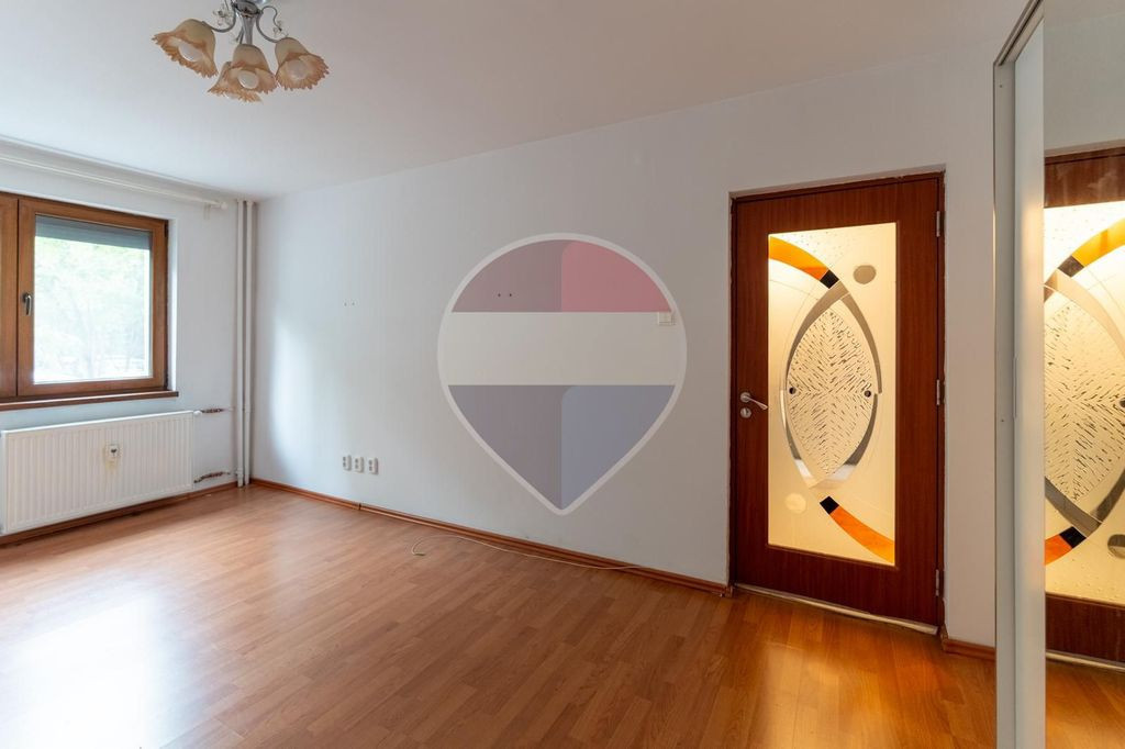 Garsoniera de inchiriat in Drumul Taberei