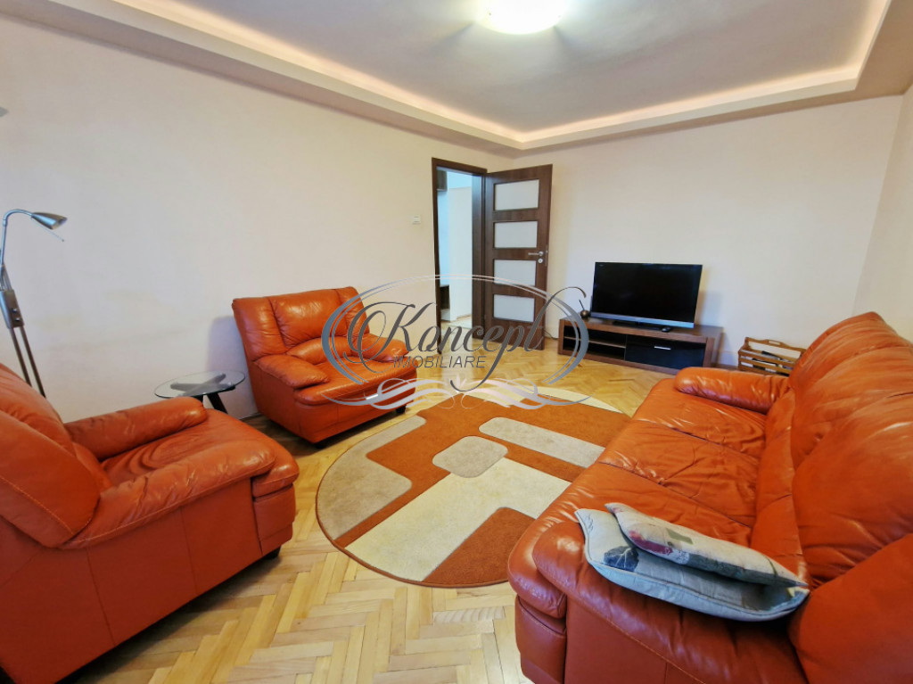 Apartament mobilat cu garaj, str. Cetatii, Floresti