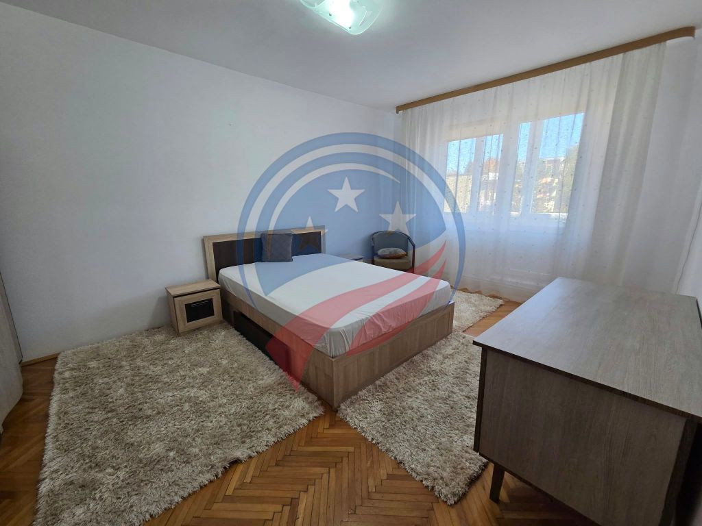 Apartament de închiriat, 2 camere decomandat- zona Spitalul de Urgență Tg Mures
