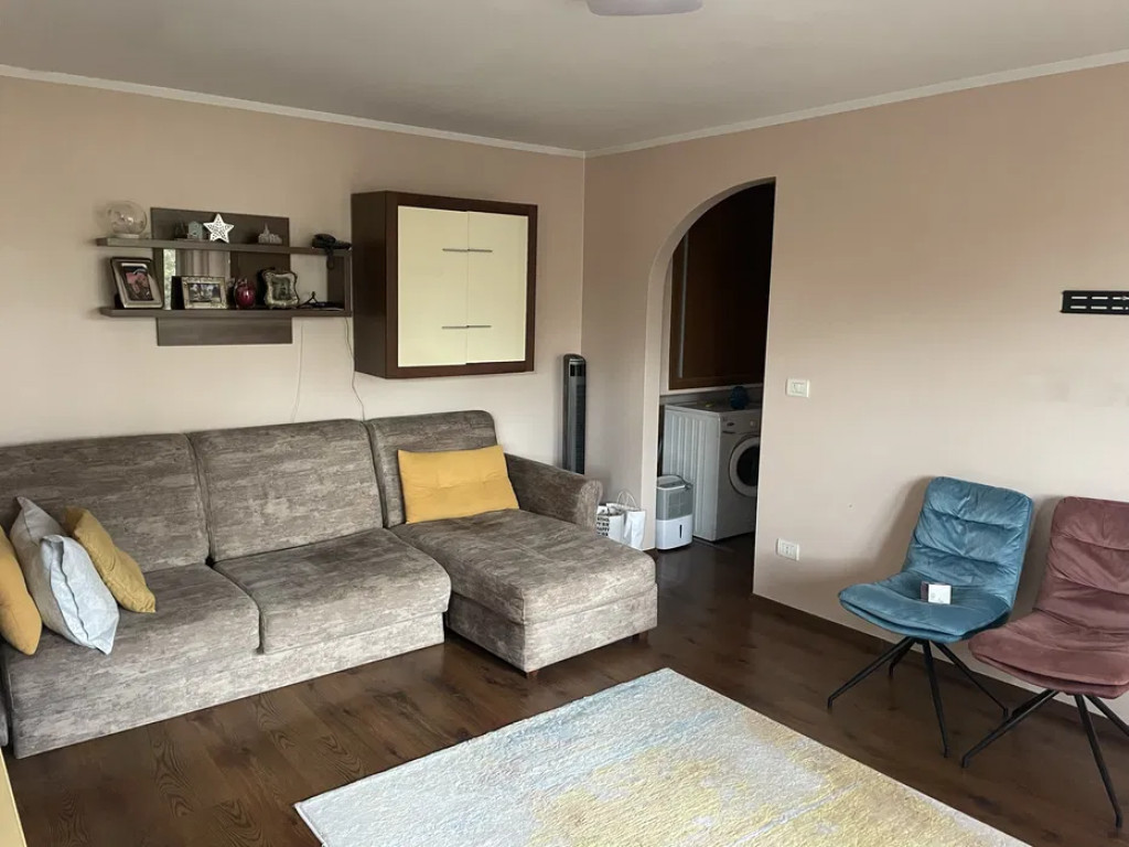 Apartament Cu 2 Camere Semidecomandate Zona Ultracentrala