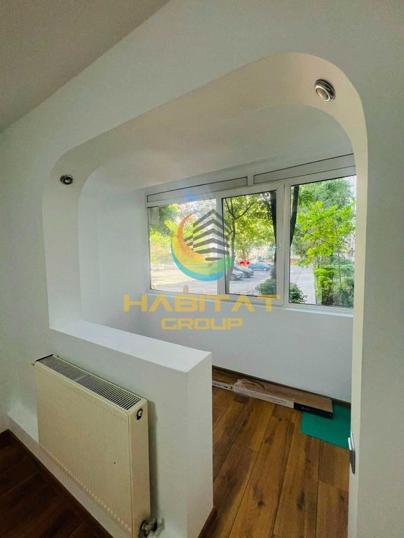 Apartament 4 camere Parcul Tineretului, centrala, parcare, parter/10,decomandat