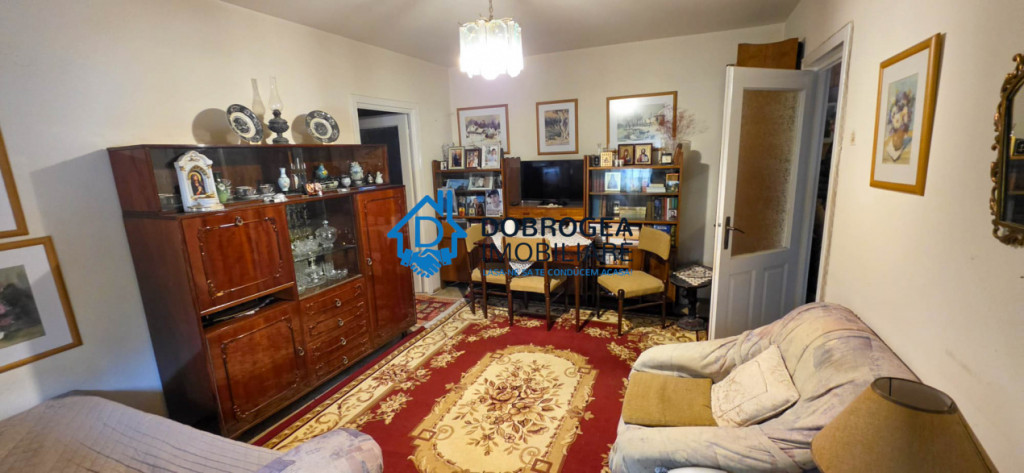 Apartament 2 camere,Ultracentral,etaj 1