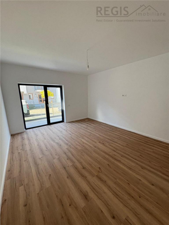 Apartament de 2 camere in Tractorul