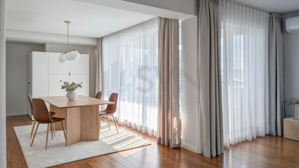 Apartament 3 camere tip penthouse - PIPERA-British Football School