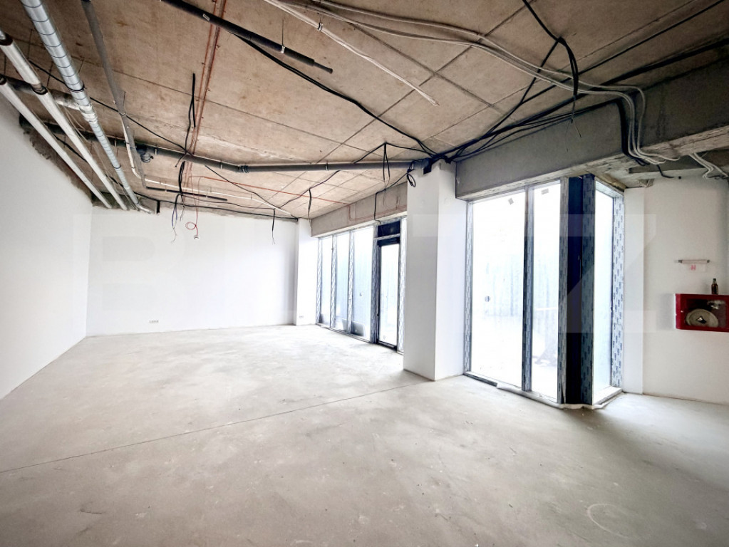 Spațiu comercial de închiriat – 109 mp utili | Zonă cen