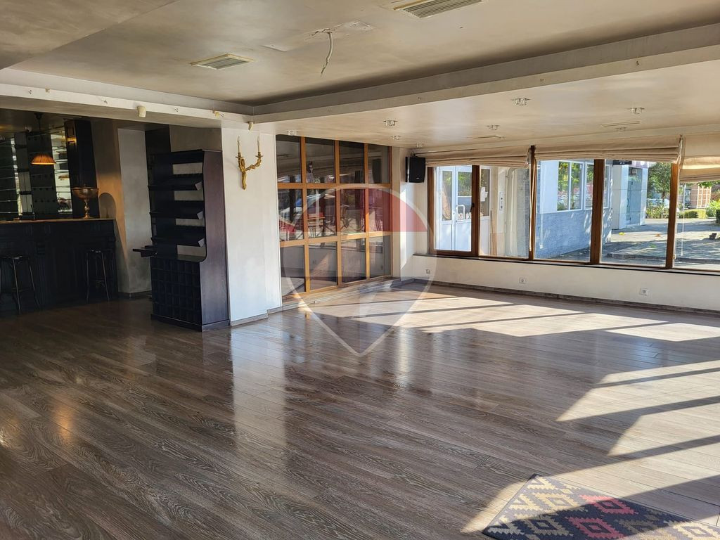 Spațiu comercial de închiriat | Otopeni–DN1 | 164 mp | Vitrină 11 m