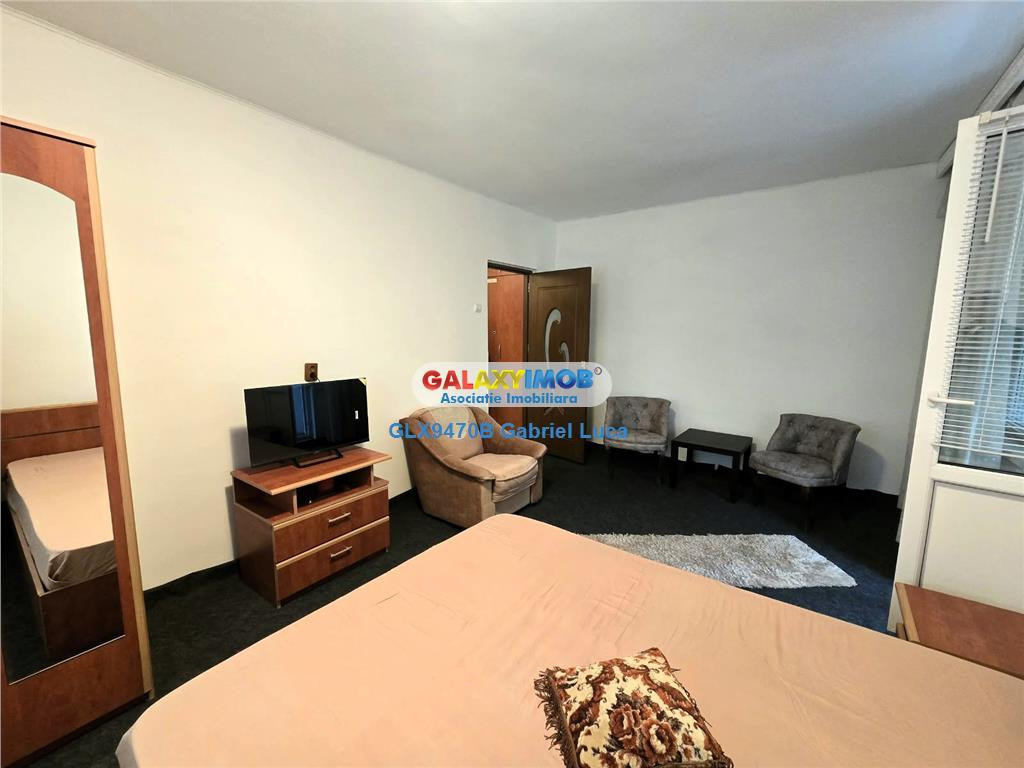Garsoniera 32 mp | Spital Bagdasar - Metrou Aparatorii Patr