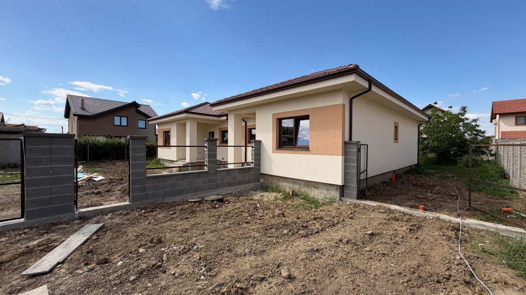 Duplex 3 camere | Toate utilitatile | Teren generos | Zona e