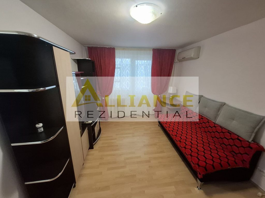 Ap 2 camere,mobilat /utilat,la 2 minute de STB si tramvai.