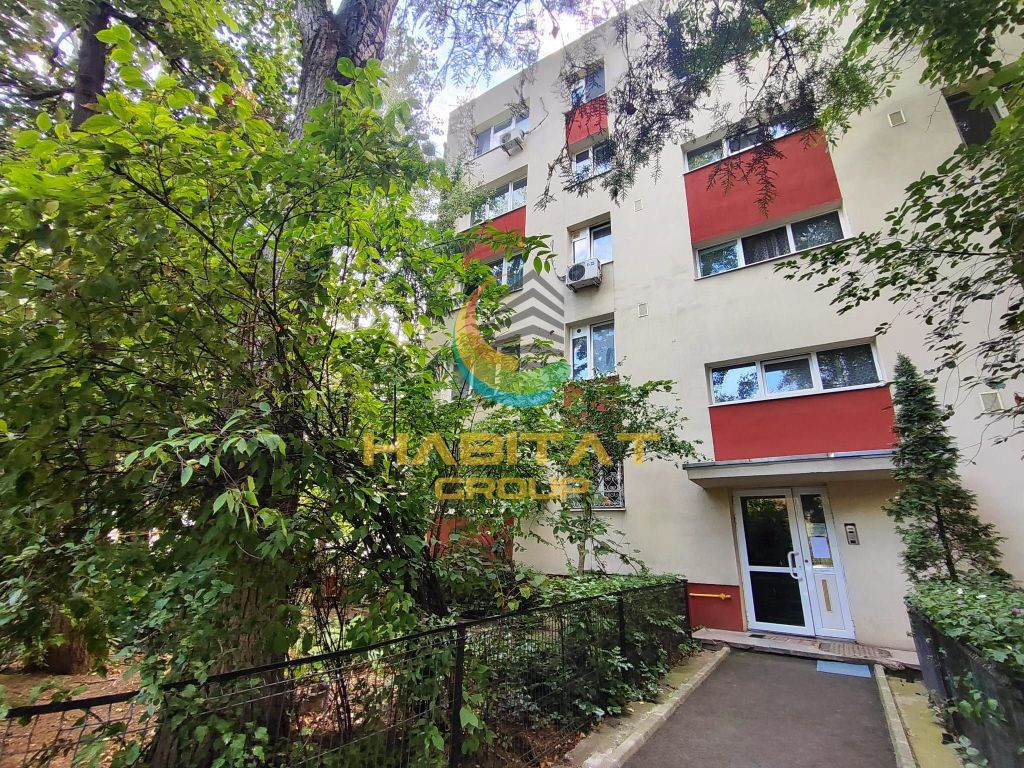 Apartament 3 Camere Decomandat Sector 4 Alee. Dolina 65.5mp